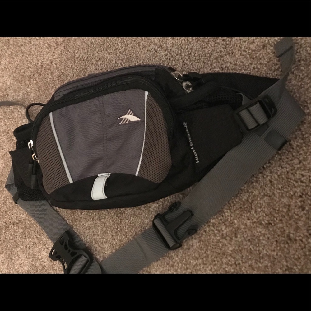 Multi-zipper High Sierra Fanny Pack